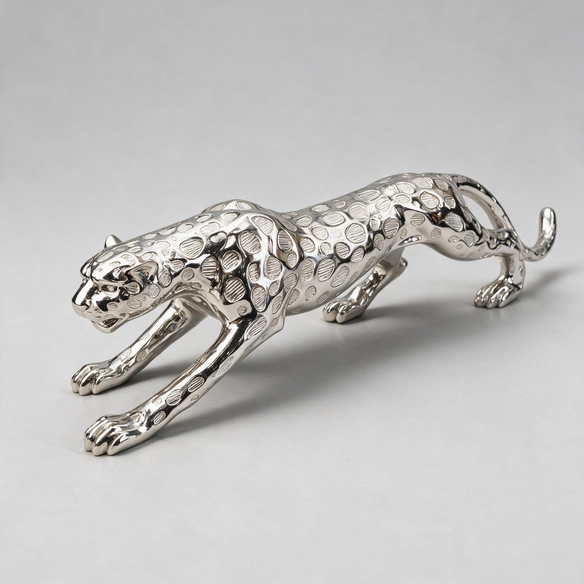 Large Money Leopard Figurine Entrance Living Room TV Cabinet Bar Cabinet Decorations Opening Gifts Office Desktop Display